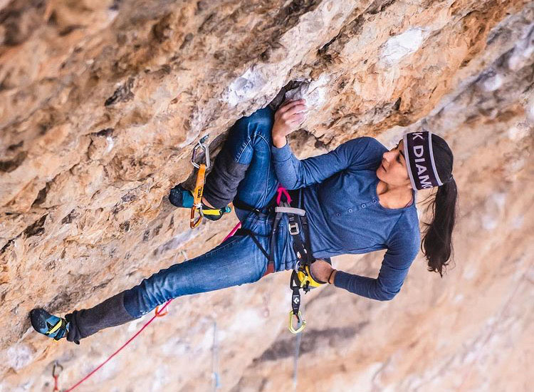 Daila Ojeda: «Hay que aprender a caer para progresar en escalada»